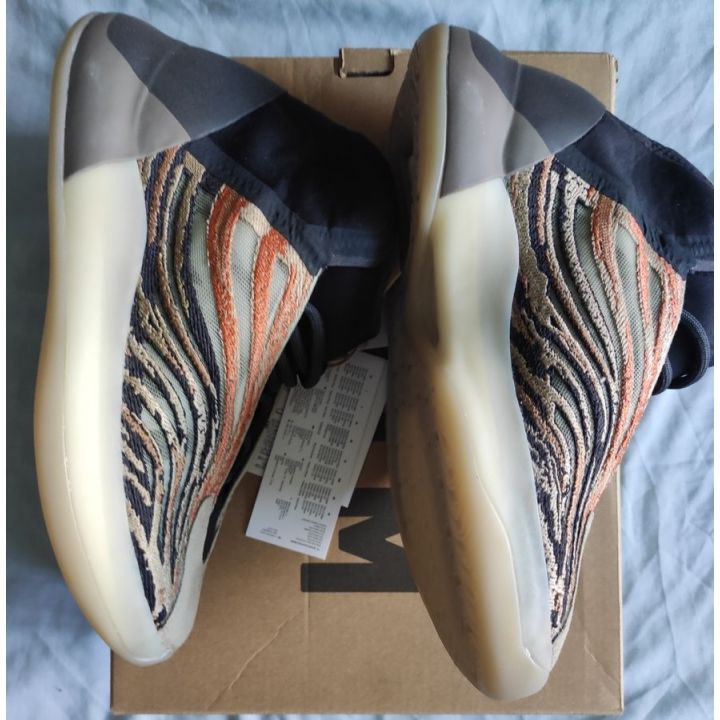 Sneakers Yeezy QNTM High Flash Orange