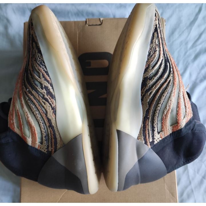 Sneakers Yeezy QNTM High Flash Orange