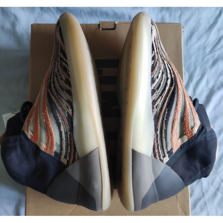 Sneakers Yeezy QNTM High Flash Orange