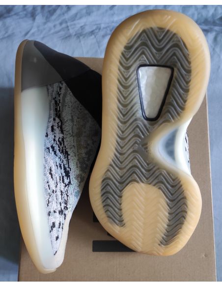 Sneakers Yeezy QNTM High