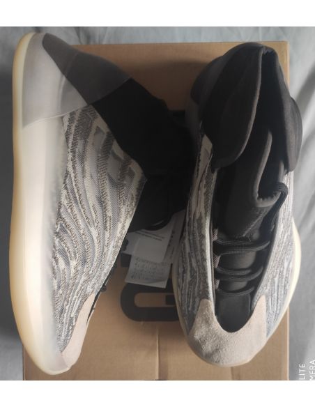 Sneakers Yeezy QNTM High